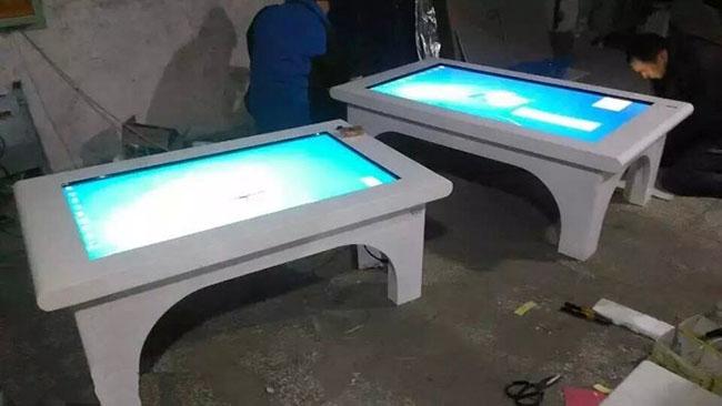 디지털 교육 터치 스크린 테이블을 설계하는 현명한 멀티 터치 커피 게임대 상호 작용하는 모니터 LCD 회의