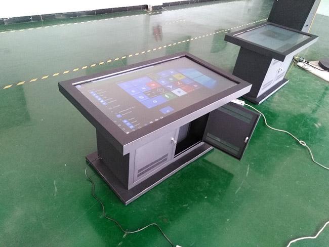  상점 / KTV / 바 / 식당을 위한 안드로이드 / 유리창 LCD 상호 작용하는 다중 터치 스마트 게임 커피 테이블